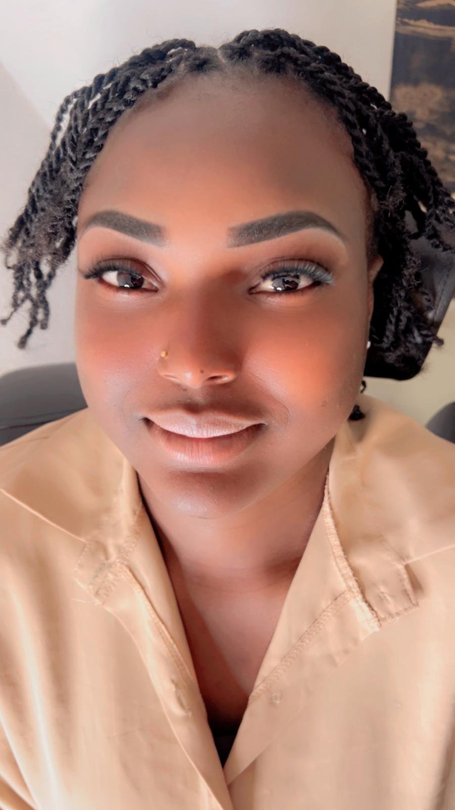 Réalisation soin visage salon beauté CMD Toulouse